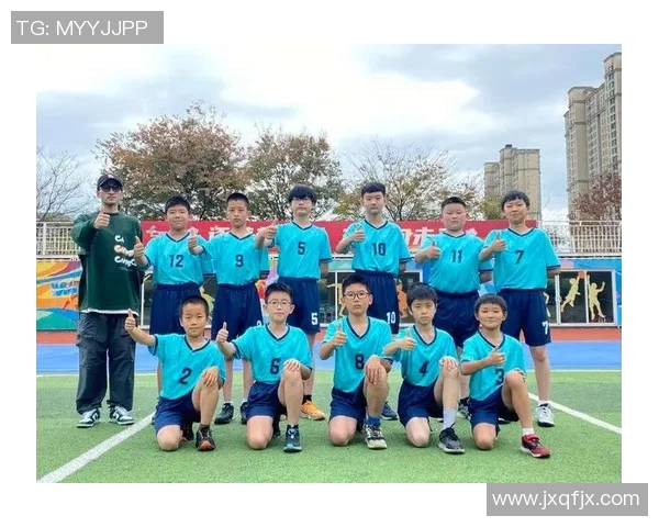 外国足球球星亲临中国小学与学生互动 共筑足球梦想培养未来之星