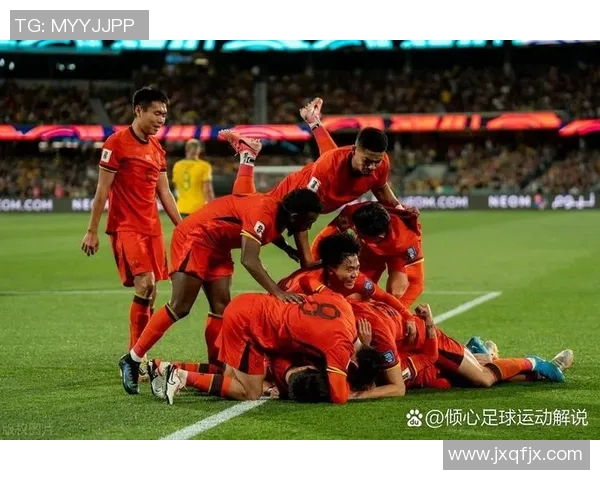 高清足球球星壁纸大全，尽享顶级球员风采，赛场激情与个性展示